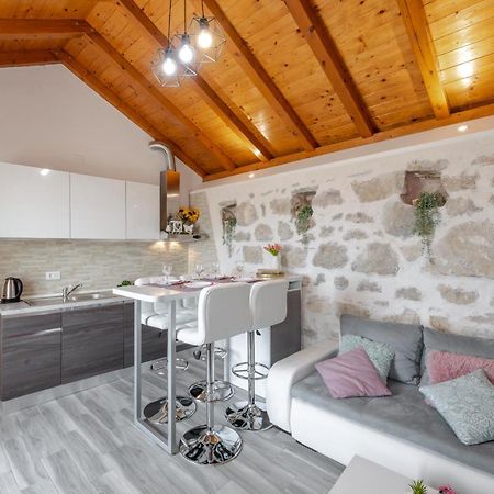 Little Stone House Apartment Buici  Екстериор снимка