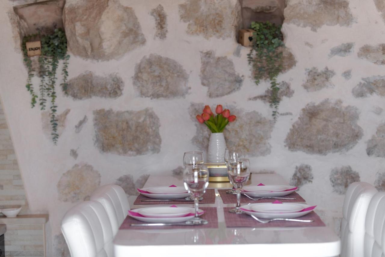Little Stone House Apartment Buici  Екстериор снимка
