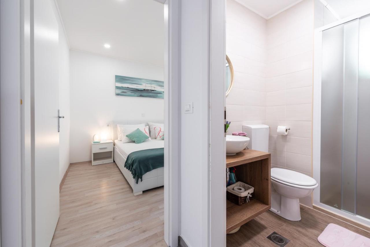 Little Stone House Apartment Buici  Екстериор снимка