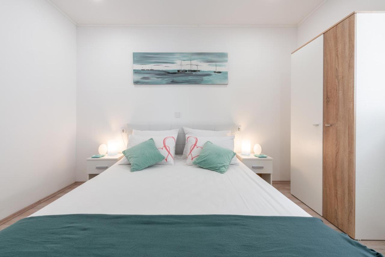 Little Stone House Apartment Buici  Екстериор снимка