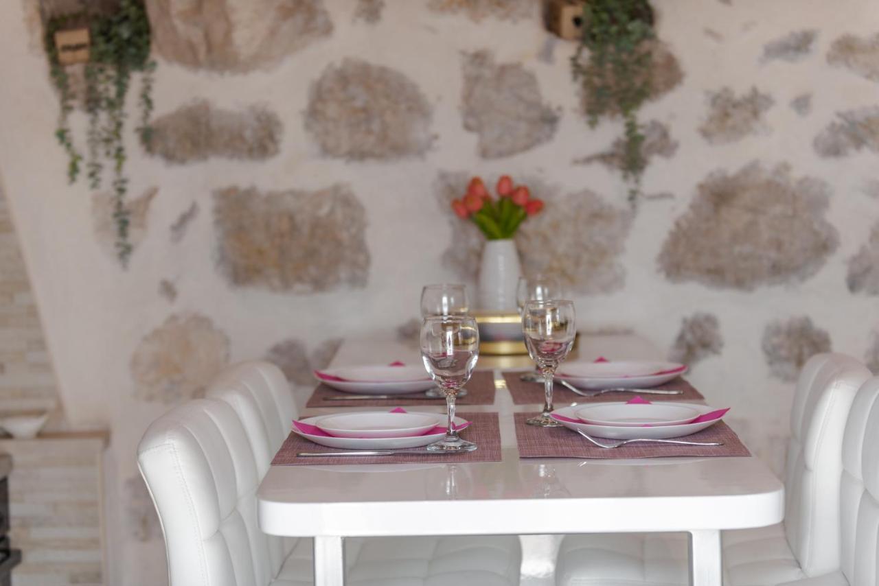 Little Stone House Apartment Buici  Екстериор снимка